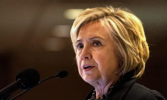 Hillary Clinton Does Not Have to Testify on Private Email Server, Appeals Court Rules