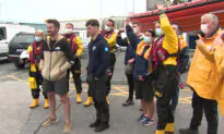 Irish Fishermen Find 2 Paddleboarders Clinging to Lobster Pot Missing at Sea for 15 Hours