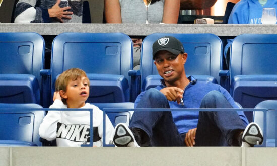 Tiger Woods’s 11-Year-Old Son Wins Junior Golf Tournament