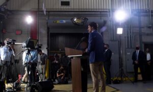 Trudeau Defends $37-Billion Aid Plan After Shuttering Parliament