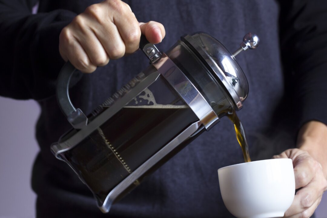 French press coffee. (Sonny Ravesteijn/Unsplash)