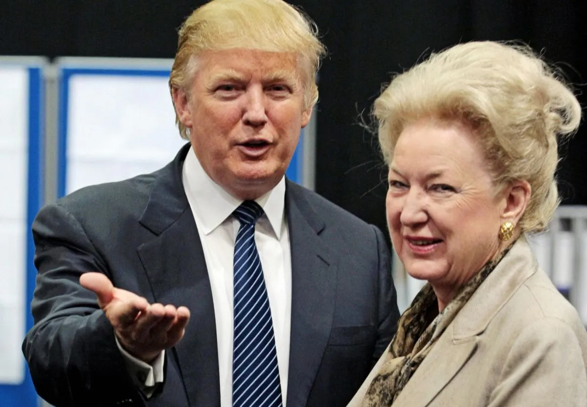 President Trump (L) is pictured with his sister Maryanne Trump Barry on June 10, 2008. (ED Jones/AFP via Getty Images)