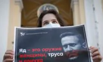UK Urges Russia Investigate Navalny Poisoning