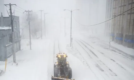 Canadian Farmers’ Almanac Forecasts ‘Frigid and Frosty’ Winter