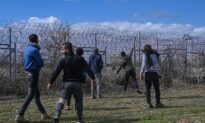 Greece to Extend Fence on Land Border With Turkey to Deter Migrants