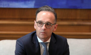 Germany Urges Greece and Turkey to Talk, to Avoid 'Catastrophe'