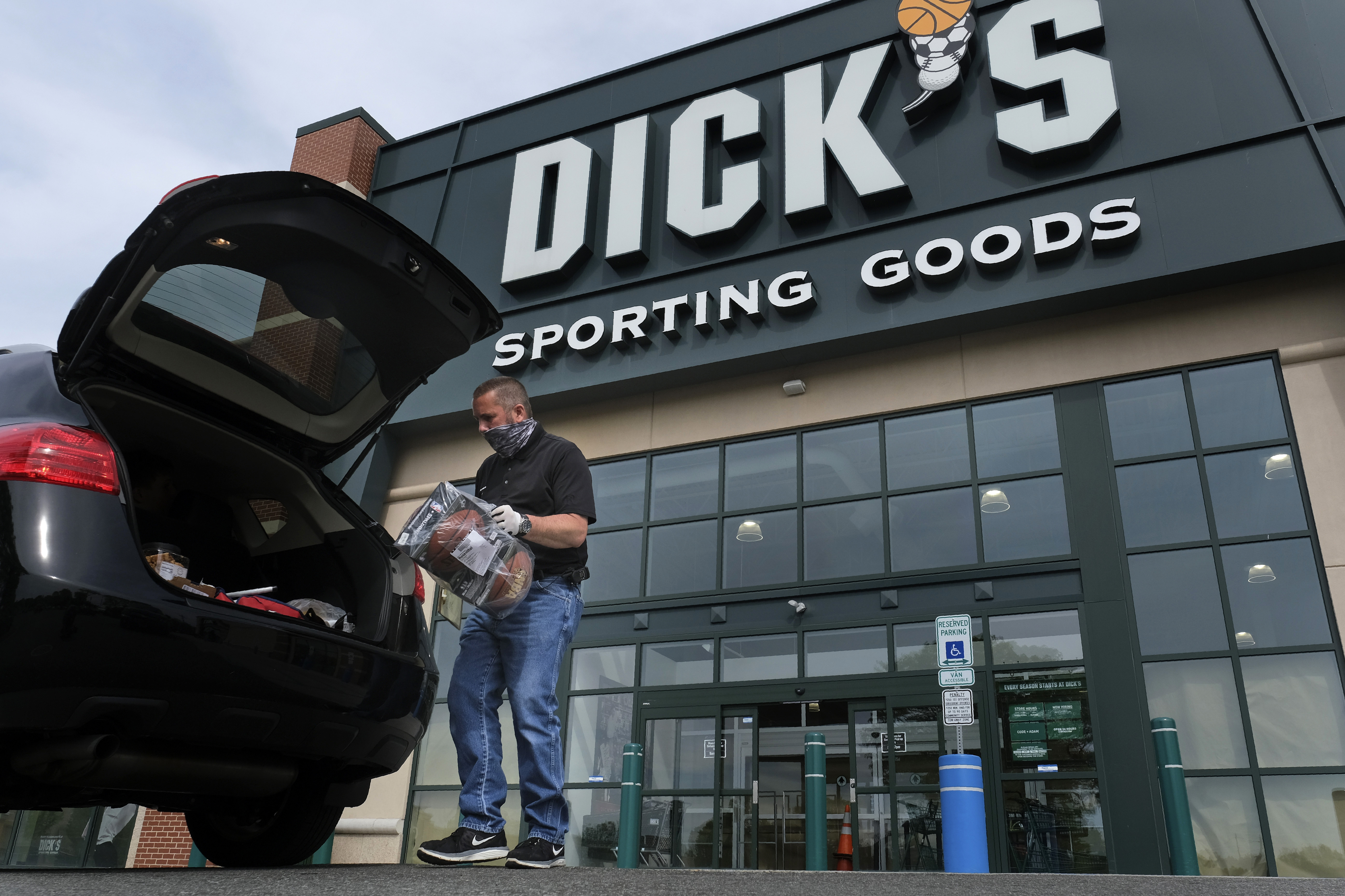 Trump-Endorsed Group Files Abortion Benefit-Related Discrimination Complaint Against Dick's - Vimarsana News