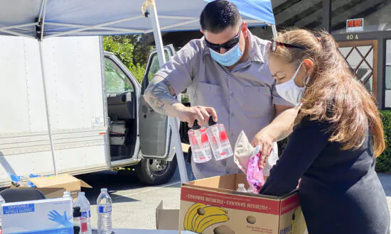 Volunteers Help as Carmel Fire Evacuees Return Home
