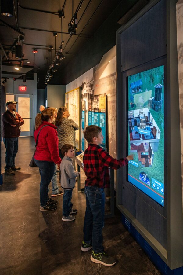 visitors interacting with an exhibt_