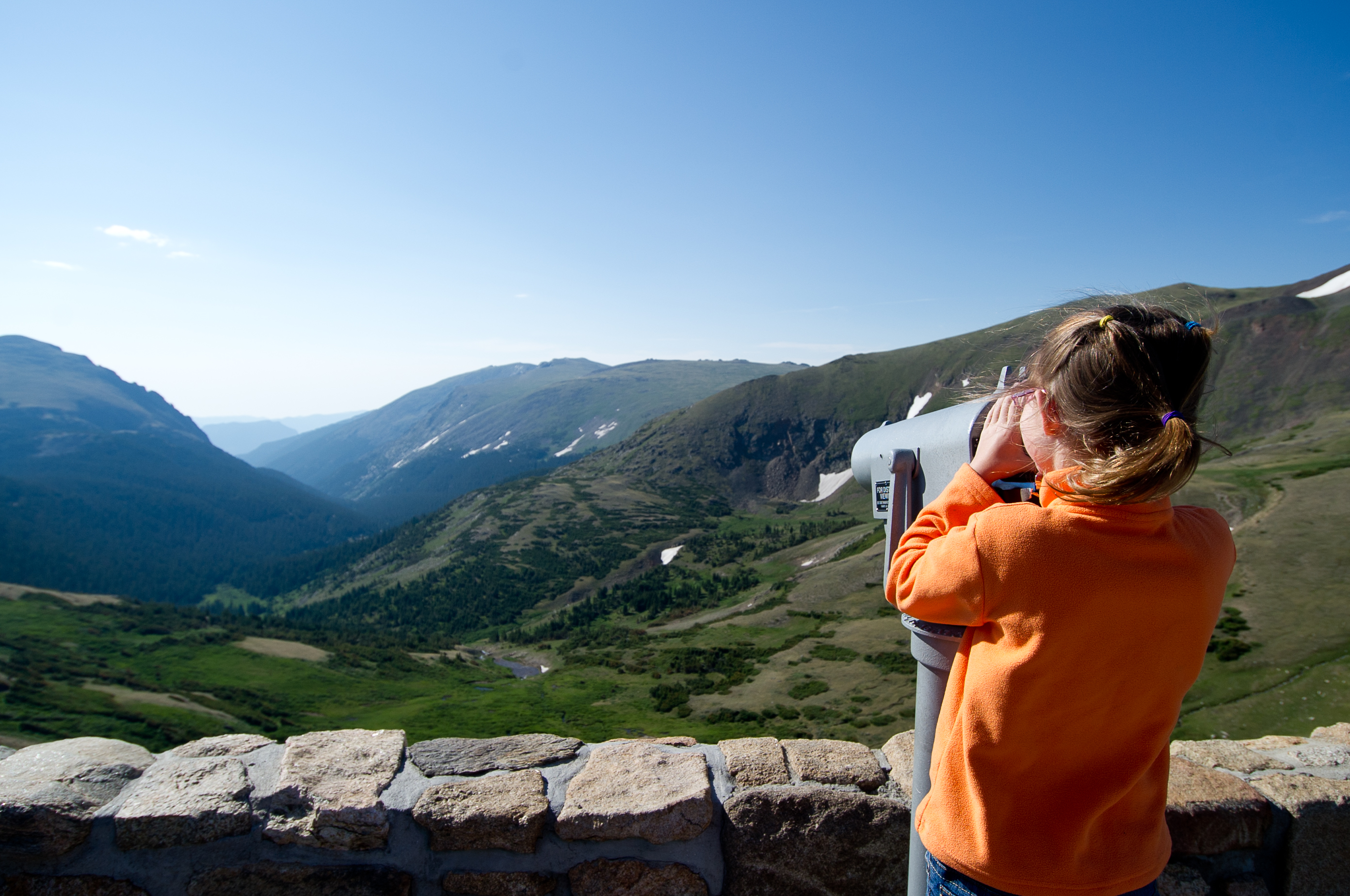 Photo-by-Davis-Tilley-Photography_Courtesy-Visit-Estes-Park_Alpine-Visitor-Center-at-Trail-Ridge2
