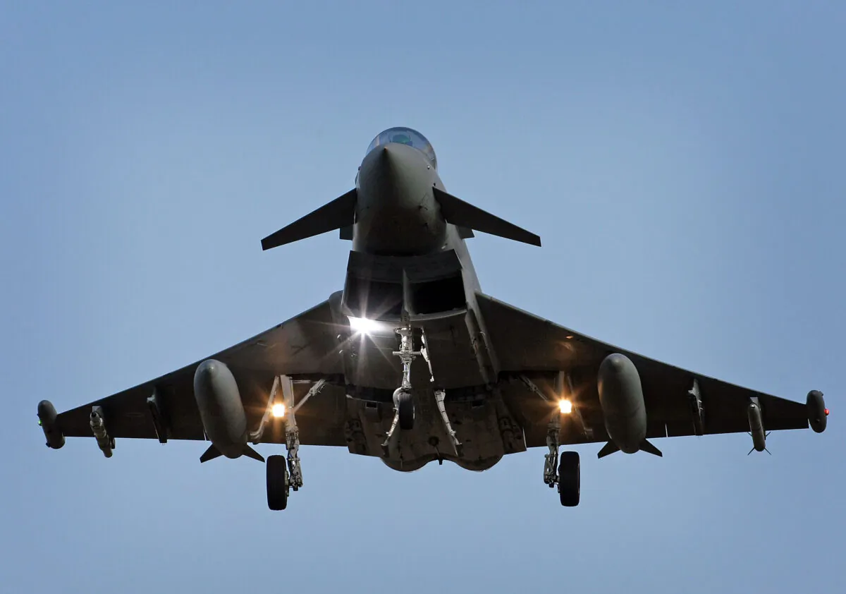 A Typhoon Tranche type 1 fighter jet prepares to land at RAF Coningsby, on October 21, 2008 in Lincolnshire, England. (Christopher Furlong/Getty Images)