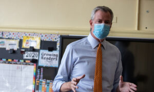 NYC's De Blasio Calls for Lockdown in 9 CCP Virus Hot Spots