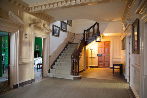 central passage at mount vernon