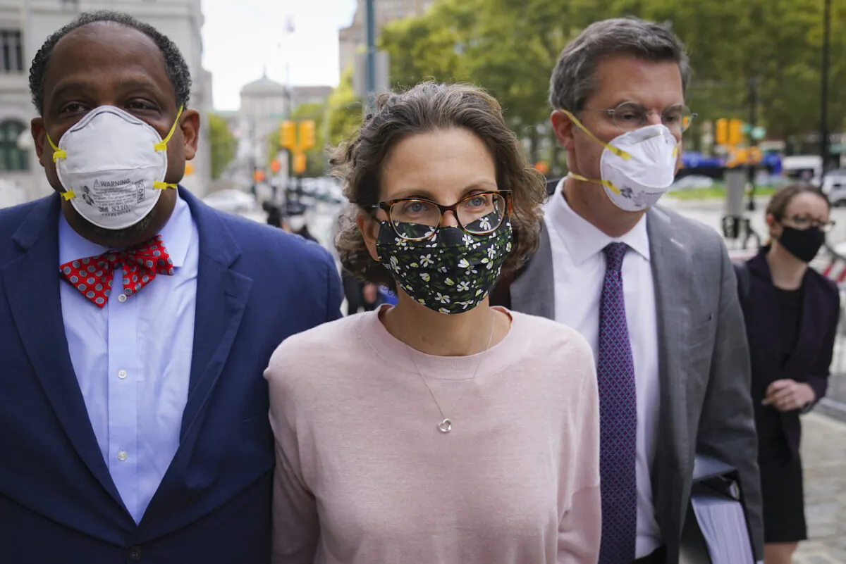 Clare Bronfman arrives at federal court in Brooklyn, New York, on Sept. 30, 2020. (John Minchillo/AP Photo)