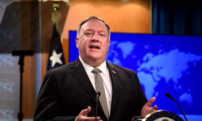 Pompeo Welcomes “Historic” Intra-Afghan Peace Talks in Qatar