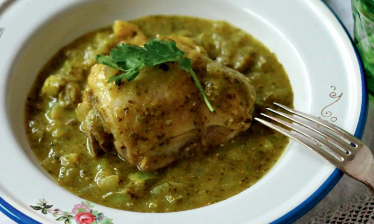 This stew simmers chicken and Mexican squash with salsa verde, one of the many ways you can use tomatillos. (Courtesy of Mely Martinez)
