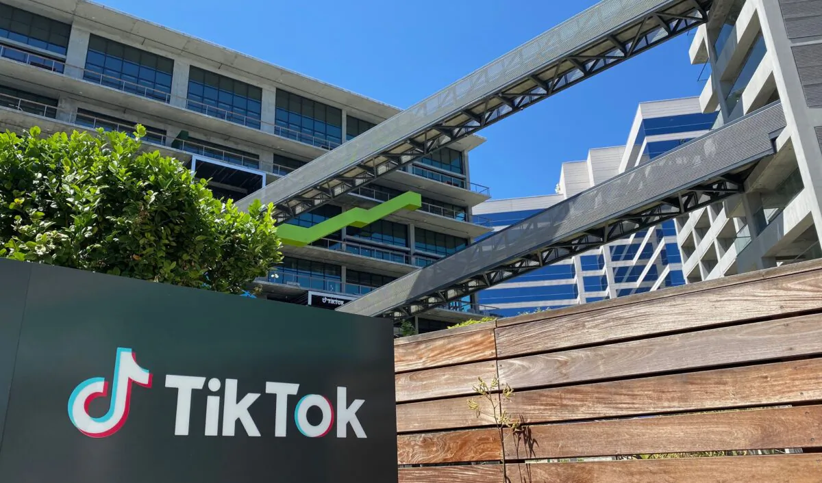 The logo of Chinese video app TikTok outside the company's new office at the C3 campus in Culver City, Calif., on Aug. 11, 2020. (CHRIS DELMAS/AFP via Getty Images)