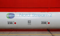 Don’t Drag Nord Stream 2 Into Conflict Over Ukraine, German Defence Minister Says