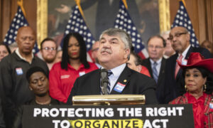 AFL-CIO to File Complaints Against Mexico Under New Trade Pact