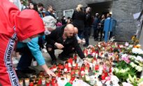 Germany: 800 Mourn Death of 5 Children Allegedly Killed by Mother
