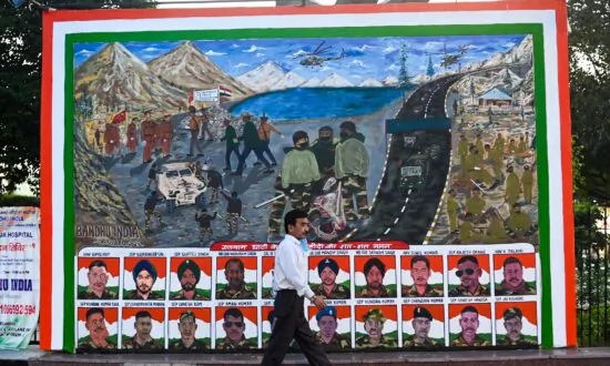 India Honors Soldiers Killed Fighting Chinese at Galwan