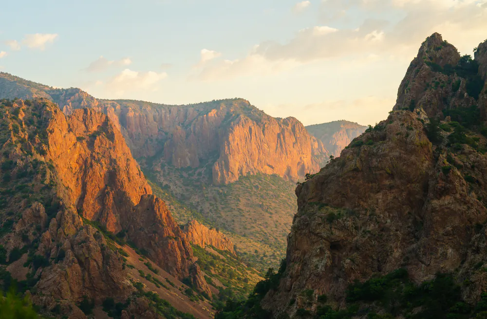 Sunrise over the Chisos Mountains. (Zack Frank/Shutterstock)