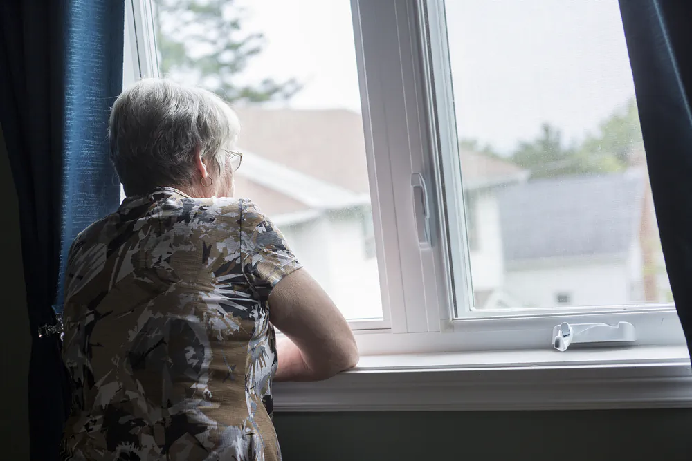 Study finds that loneliness increases the risk of heart
disease. (Illustration - Lopolo/Shutterstock)