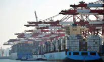 US Customs Officials Seize Counterfeit Apple Products From China