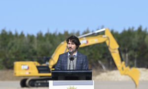 Trudeau, Tam Defend Canadian Response Times to COVID-19 Pandemic