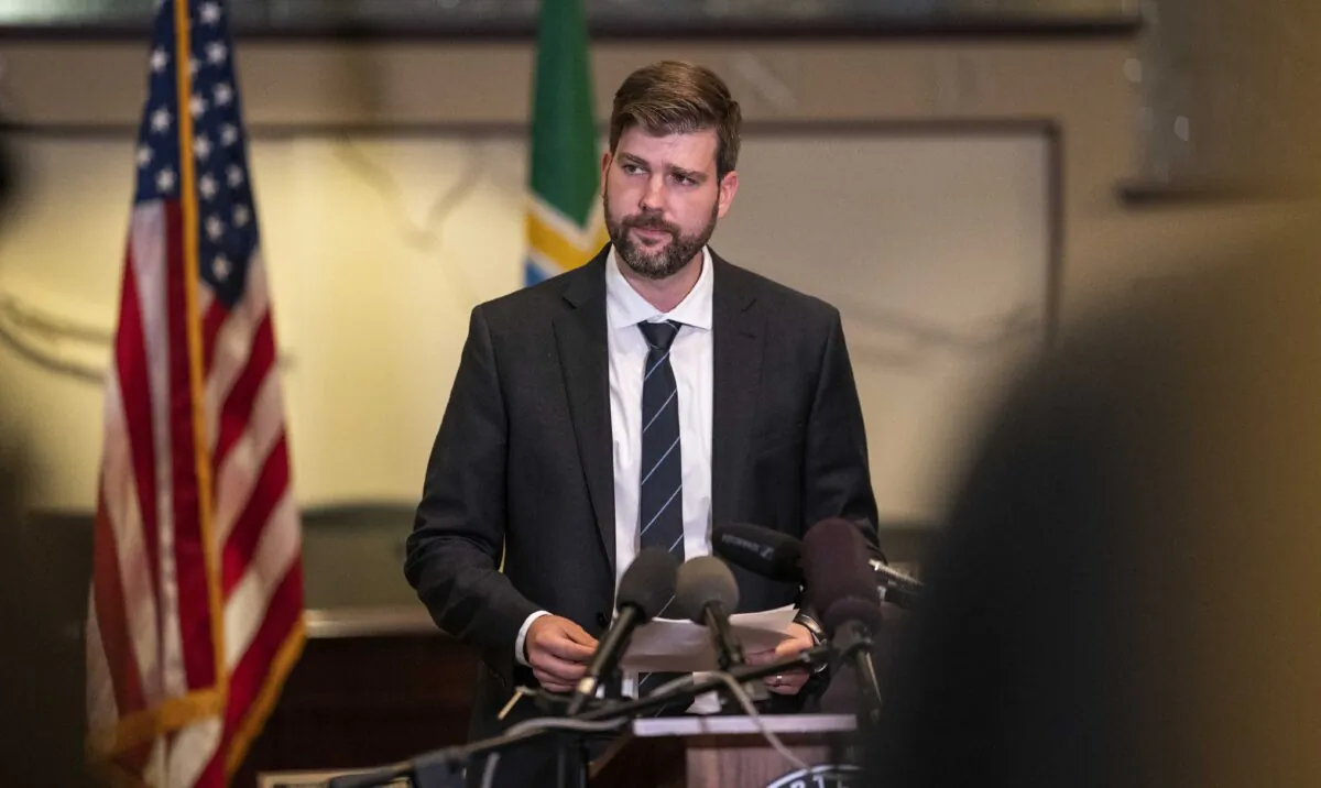 Mike Schmidt, Multnomah County district attorney, speaks to the media at City Hall in Portland, Ore., on Aug. 30, 2020. (Nathan Howard/Getty Images)