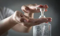 Single Mom of 3 Suffers Horrific Burns From Hand Sanitizer ‘Explosion’ in Her Home