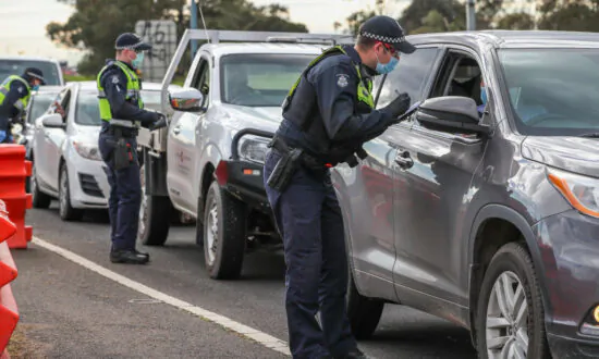 35 New Virus Cases and 7 Deaths in Victoria