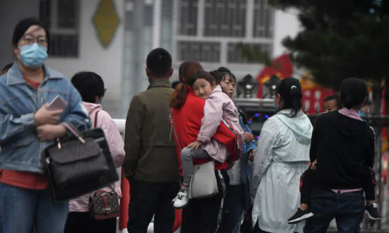 Leaked Documents Reveal Chinese Government’s Corruption, Bureaucrats’ Incompetence