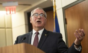 Judge Disqualifies District Attorney From Trial of Officers Involved in George Floyd Arrest