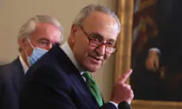 Schumer Praises Trump’s Middle East Peace Deal as ‘Welcome News’