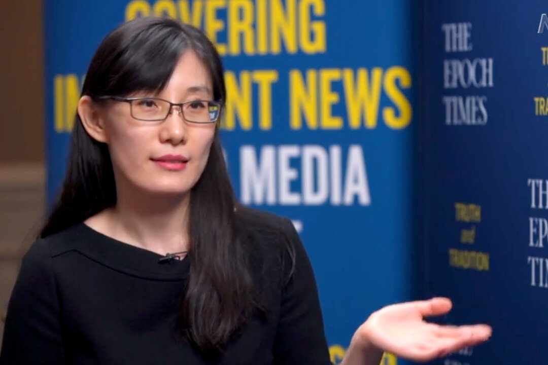 ‘Very Suspicious:’ Chinese Virologist Casts Doubt on Timing of CCP’s U-turn on Zero-COVID