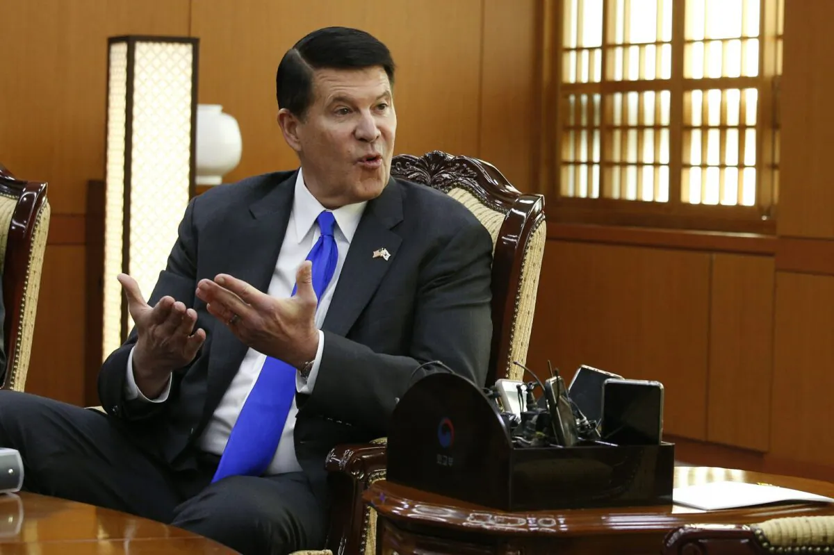 U.S. Undersecretary of State Keith Krach talks with South Korea's Foreign Minister Kang Kyung-wha during their meeting at the Foreign Ministry in Seoul, South Korea on Nov. 6, 2019. (Heo Ran/Pool Photo via AP)