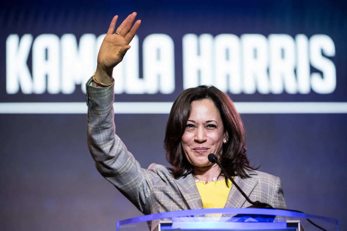 Sen. Kamala Harris (D-Calif.) addresses the crowd at the 2019 South Carolina Democratic Party State Convention in Columbia, South Carolina, on June 22, 2019. (Sean Rayford/Getty Images)