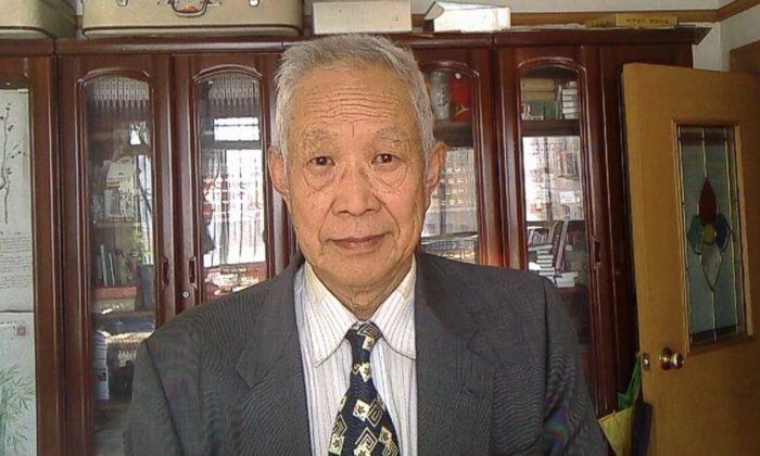 Leng Jiefu, professor and former director of the political department of Renmin University. (Provided to The Epoch Times by interviewee)