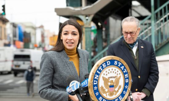 New York Democratic Party Chief Warns Ocasio-Cortez Not to Challenge Schumer