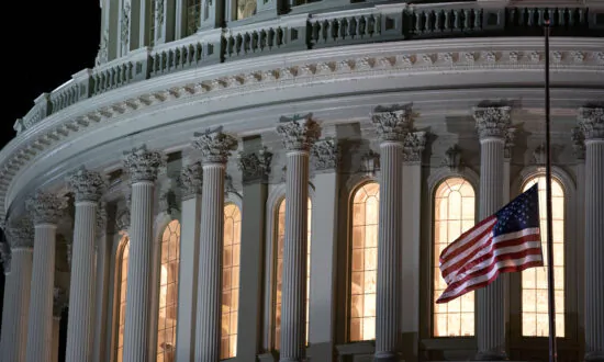 Poll: 59 Percent Think Election Winner Should Appoint Ginsburg Replacement