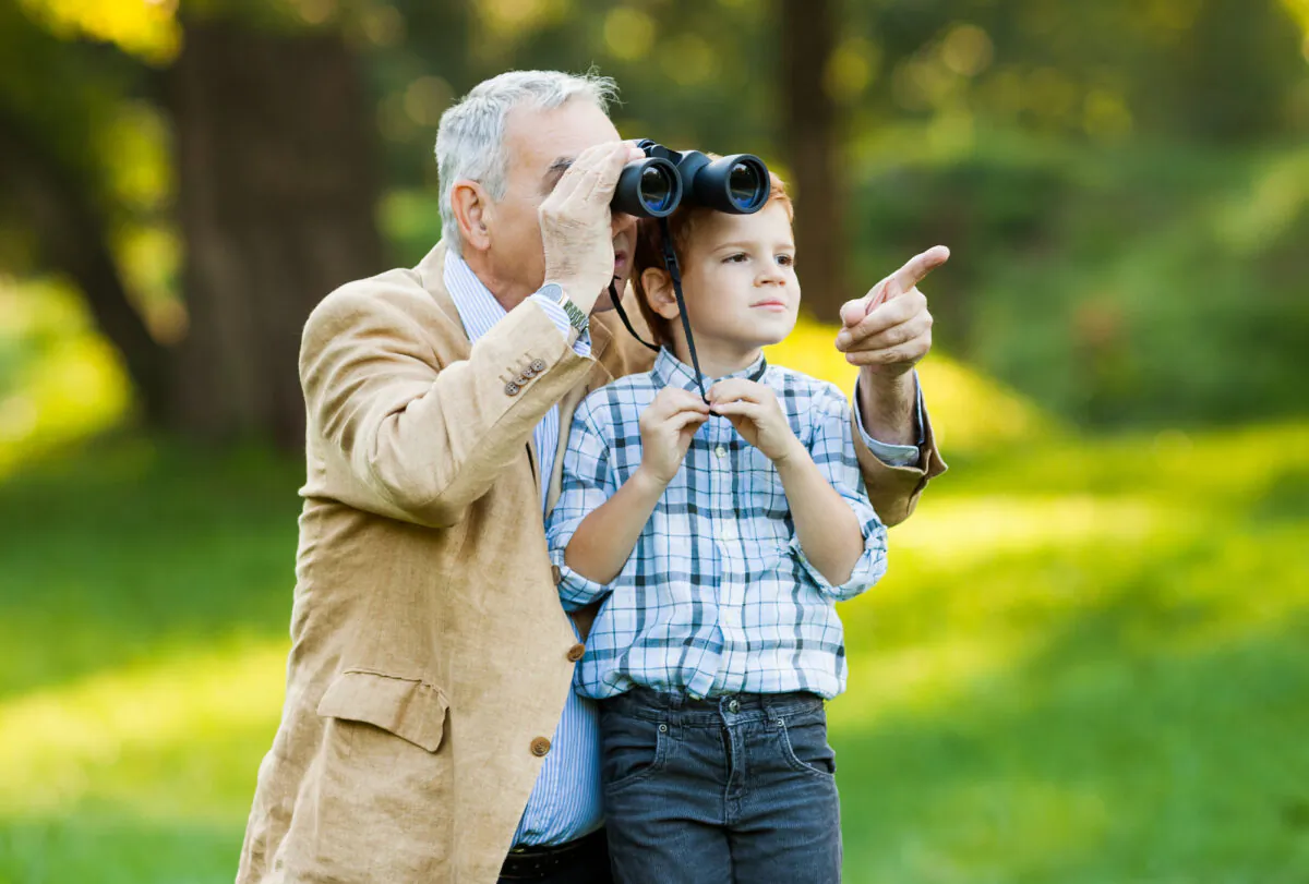 In a classic win-win, kids get individualized help while helping elders fend off potential loneliness. (Mladen Mitrinovic/Shutterstock)