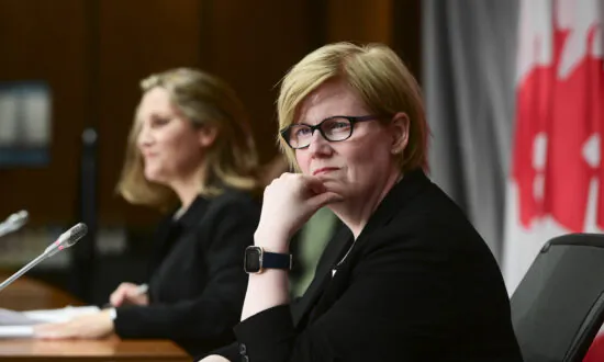 COVID-19 Benefits Boost May Snag NDP Support for Throne Speech