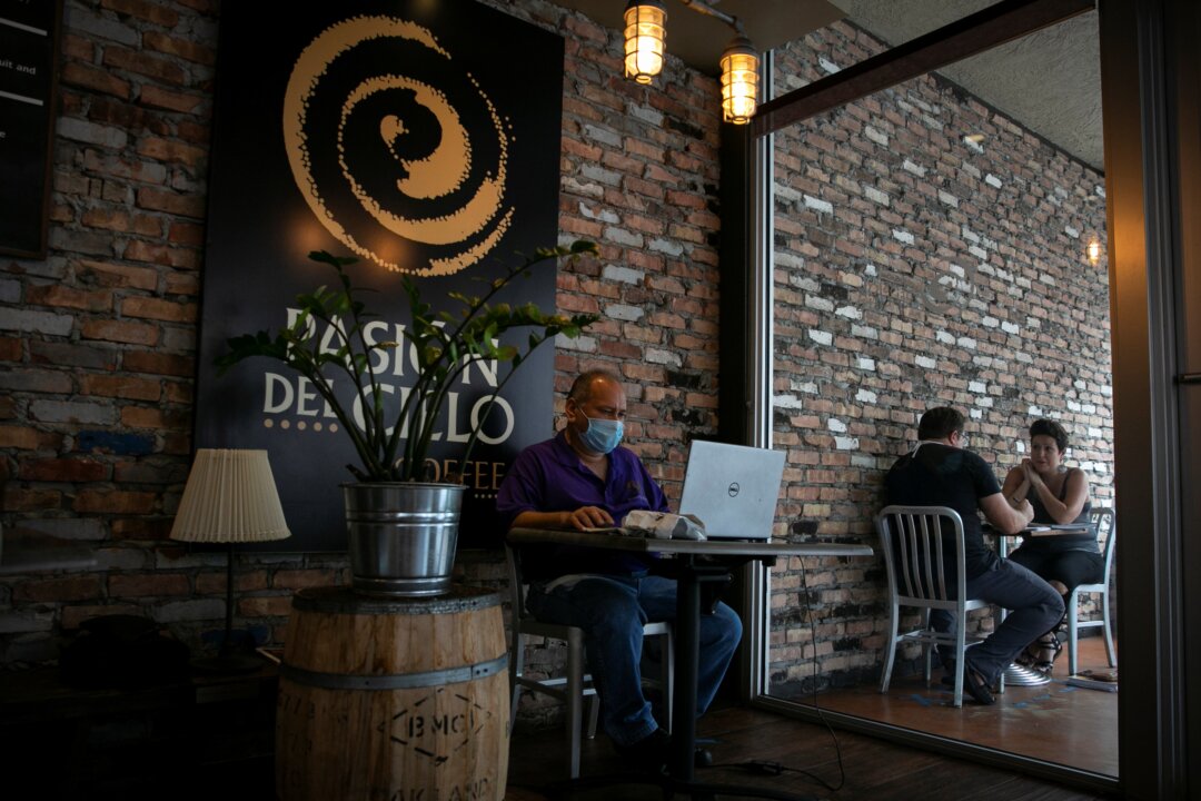 Florida Restaurants Can Now Operate With No Restrictions, Governor Says