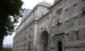 Critics Challenge New UK Bill Authorizing Lawbreaking by MI5, Police Informants