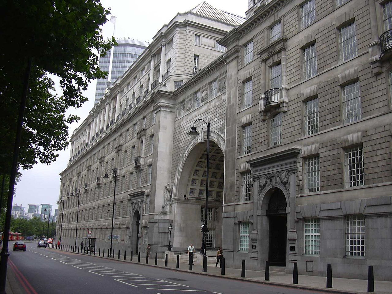 After 'Landmark' Legal Defeat MI5 Will Have to Get Authorisation to Snoop - Vimarsana News