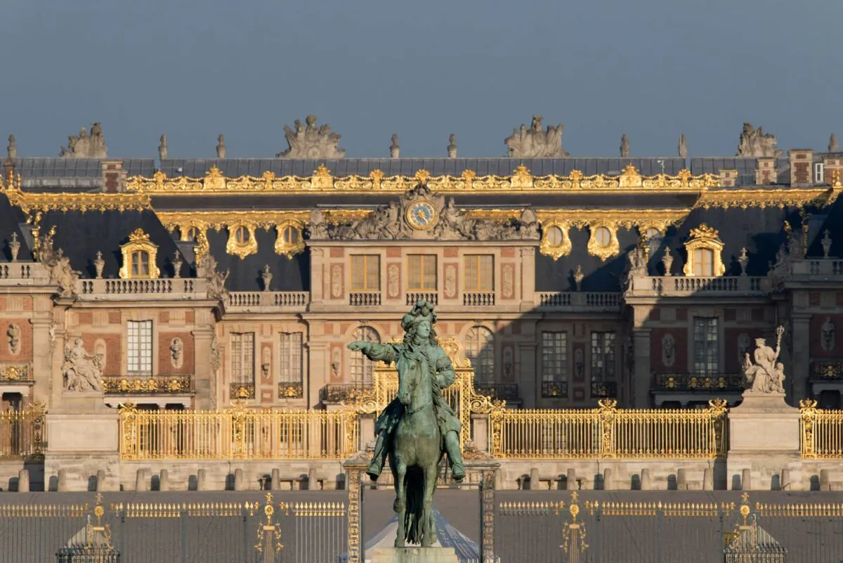 The palace started as a hunting lodge, became the royal residence, and then a museum from the 19th century onwards. It has 2,300 rooms. (Thomas Garnier/Château de Versailles)