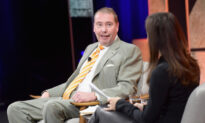 Billionaire Jeffrey Gundlach Suggests He’s Contemplating Leaving California Over Taxes