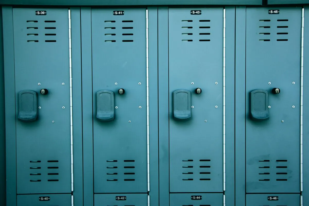 Stock image of a locker room. (Unsplash)