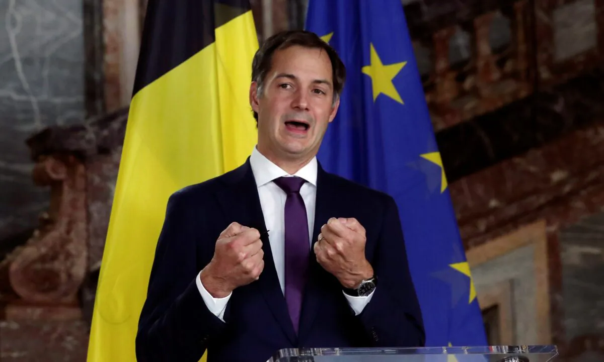 Belgian Finance Minister Alexander De Croo attends a news conference in Brussels, on Sept 30, 2020. (Yves Herman/Reuters)